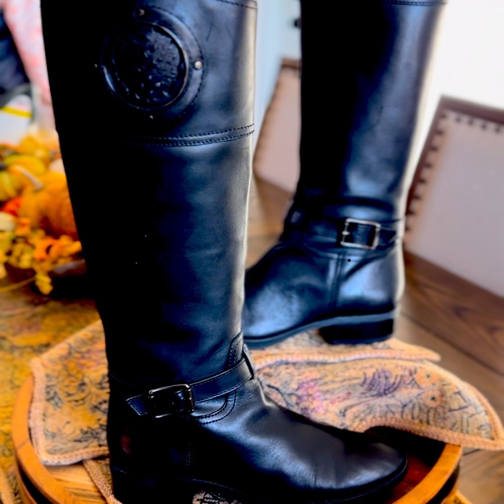 Vince Camuto 8.5 Tall Riding Boots in new condition